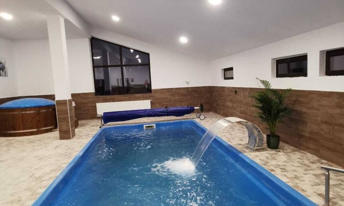 Rasnov Hotel | Cerbul Chalet