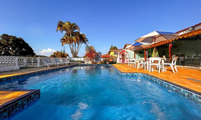 Mairinque House | Chácara com piscina, churrasqueira, WiFi e quadra