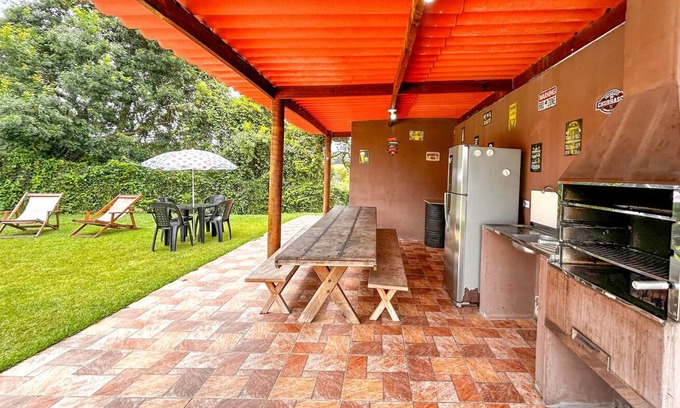 Ibiuna House | Chácara com piscina, churrasq e Wi-Fi em Ibiúna/SP
