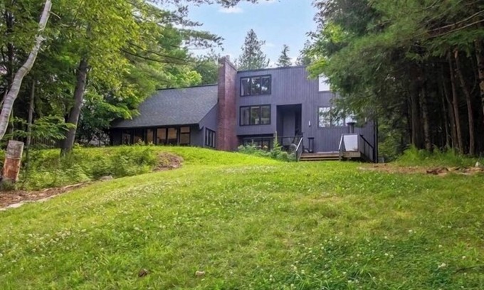 Kawartha Lakes Cottage | Château dans les Bois