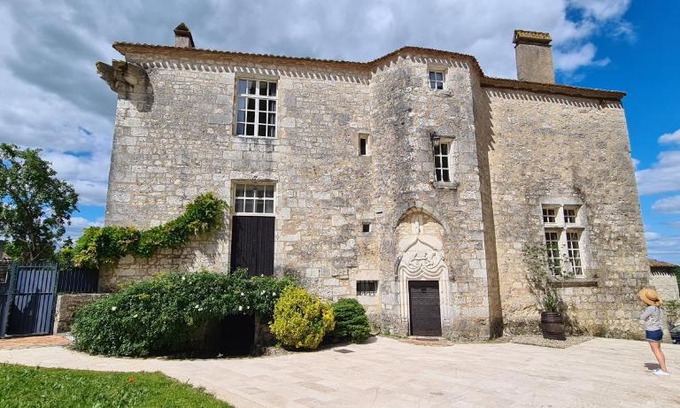 Bouniagues Apartment | Château de Bouniagues