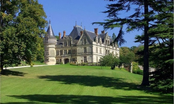 Montlouis-sur-Loire Hotel | Château de la Bourdaisière