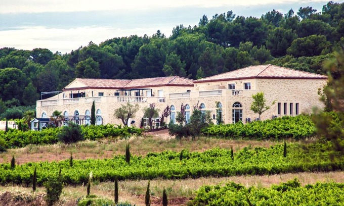 Saint-Jean-de-Fos Bed & Breakfast | Château de Valloubière