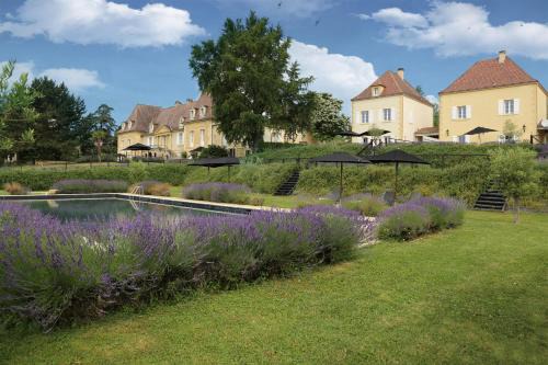 Mouleydier Hotel | Château Les Merles et ses Villas