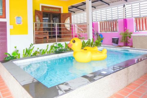 Saen Suk Villa | Chada poolvilla bang sean ชดา พูลวิลล่า บางแสน