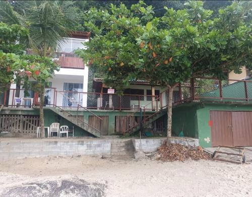 Almada Ski Chalet | Chalés Pé na Areia - Ubatuba