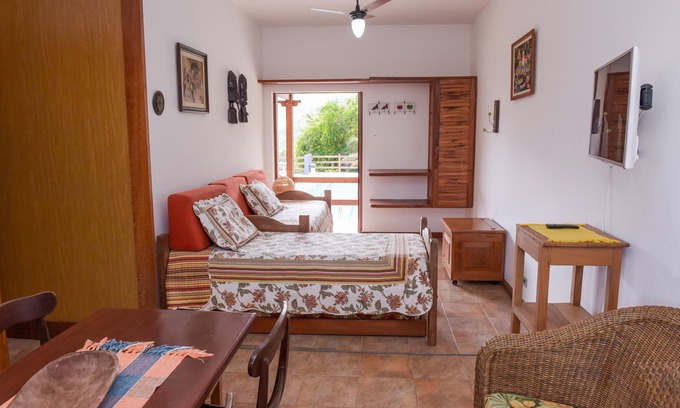 Tesouro da Colina Ski Chalet | CHALET#7- COMPLETE FOR 6 PEOPLE - HEATED POOL AND HEATED HYDROMASSAGE
