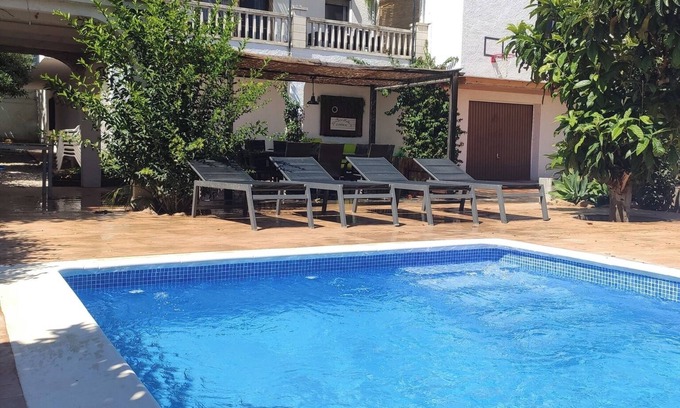 Roda de Bara Ski Chalet | Chalet 8 min from the beach by car, swimming pool, wifi, BBQ