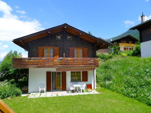St. Niklaus Ski Chalet | Chalet Allegra by Interhome