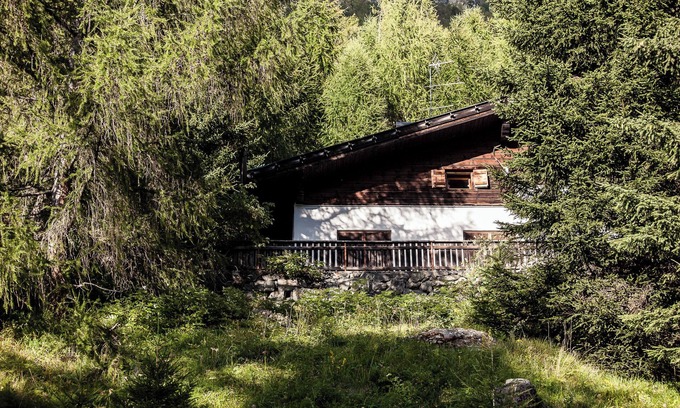 Curon Venosta Ski Chalet | Chalet 'Am Reschensee' with Lake View, Private Terrace and Private Garden