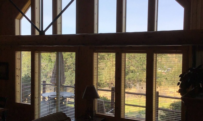 Klamath Falls Ski Chalet | Chalet at Running Y Ranch Resort with deck and hot tub