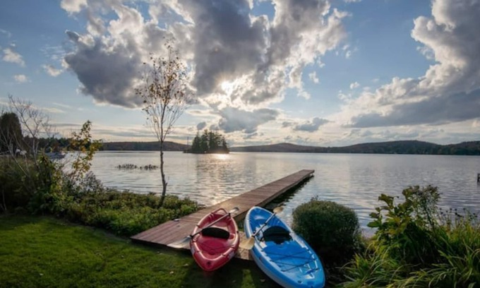 Lac-Sergent Ski Chalet | Chalet au bord de l’eau, spa, kayaks et foyer