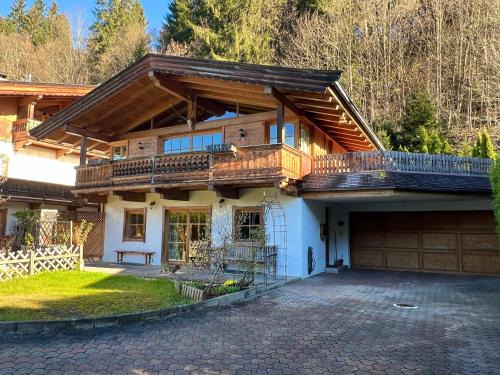 Aurach bei Kitzbuehel Ski Chalet | Chalet Aurach