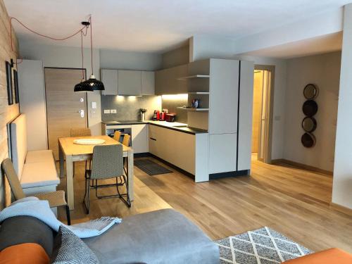 Panice Soprana Apartment | Chalet Bizet - Limone 1400