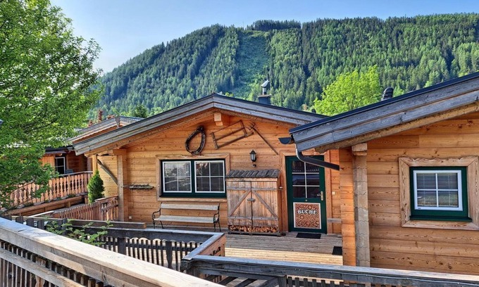 Groebming Apartment | Chalet Buche - Almdorf im Winkl