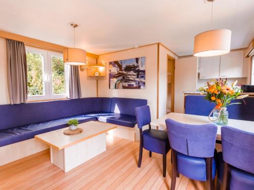 Leuken Ski Chalet | Chalet by Leukermeer Waterside