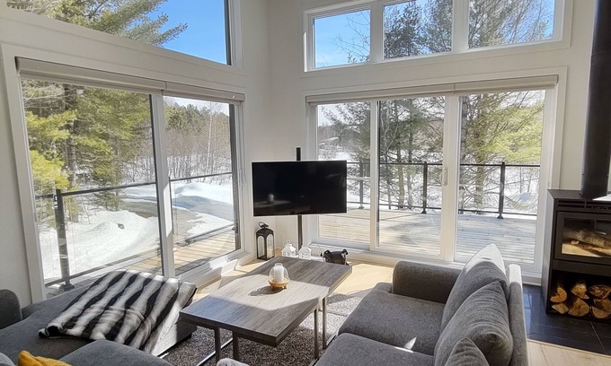 Saint-Alphonse-Rodriguez Ski Chalet | Chalet Rama & Un havre de paix en pleine nature