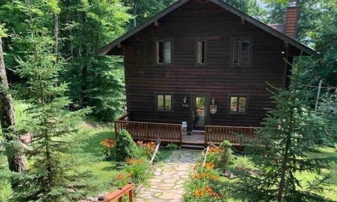 Sainte-Agathe-des-Monts Ski Chalet | Chalet Mont Belle