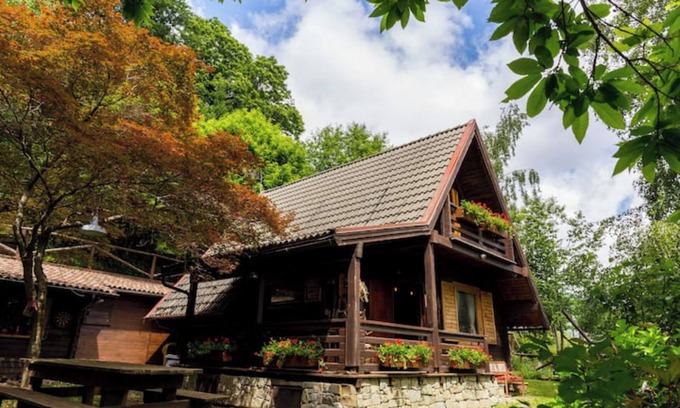 Cutigliano Ski Chalet | Chalet 'Casina Di Fata Mirtilla' with Mountain View, Private Terrace and Wi-Fi