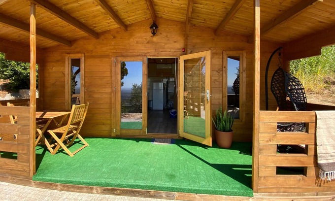 Barracao Ski Chalet | Chalet "Chalé" with Mountain View, Shared Pool & Wi-Fi