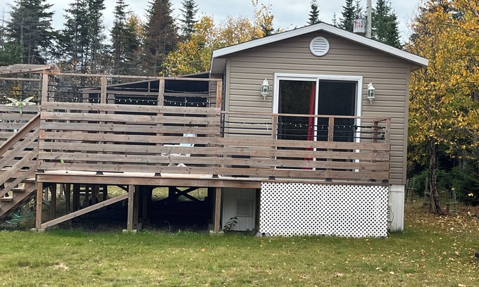 Clarke City Ski Chalet | Chalet chez Mayan et Doly Dogs welcome