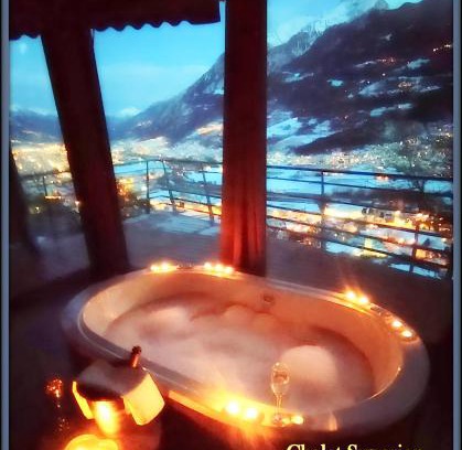 Sarre Apartment | CHALET con JACUZZI VISTA MONTAGNE