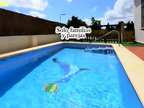 Campano House | Chalet con piscina privada solo familias y parejas