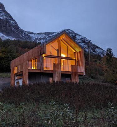 La Fare-en-Champsaur Ski Chalet | Chalet Coste Belle