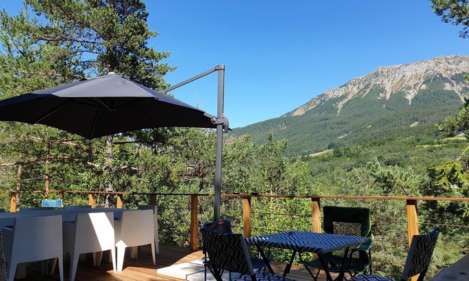 Montclar Ski Chalet | Chalet Dans les Arbres au Calme, vue sur la Montagne, Avec Grande Terrasse