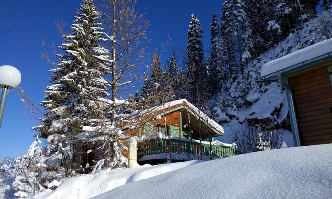 Premanon Ski Chalet | Chalet Daria