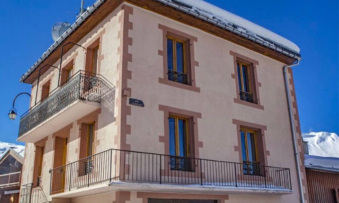 Saint-Martin-de-Belleville House | Chalet de Village Rénovée Avec Sauna à 200 Mètres des Pistes et des Commerces