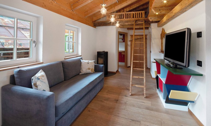 Campitello di Fassa Ski Chalet | Chalet 'Dolomites Pian' with Mountain View and Wi-Fi