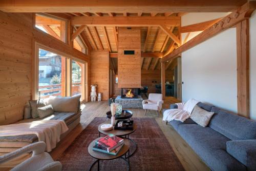 Combloux Ski Chalet | Chalet Ellambra - OVO Network