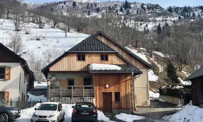 Saint-Francois-Longchamp Ski Chalet | Chalet les Clarines 3* in Saint François Longchamp