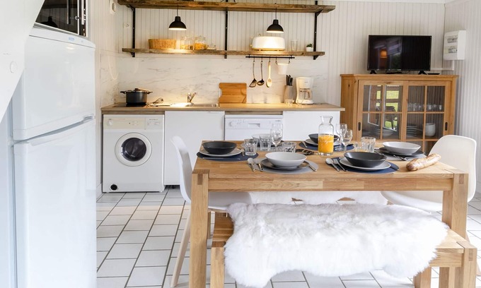 Auquainville Ski Chalet | Chalet-gite 6p. Normandie Piscine Heated from Mid-May to End of September