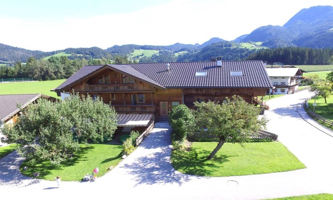 Reith im Alpbachtal Apartment | Chalet in Reith near Ski Juwel Alpbachtal