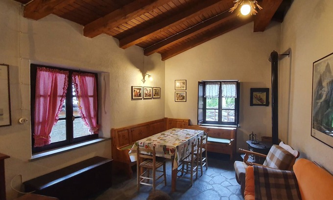 Courmayeur Cabin | Chalet in Courmayeur surrounded by nature