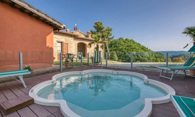SantʼAngelo in Vado Villa | Chalet in Sant'Angelo near Metauro Valley