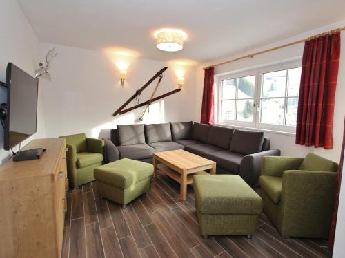 Vorderglemm Ski Chalet | Chalet in Saalbach by Jausern Ski Lift, cleaning included