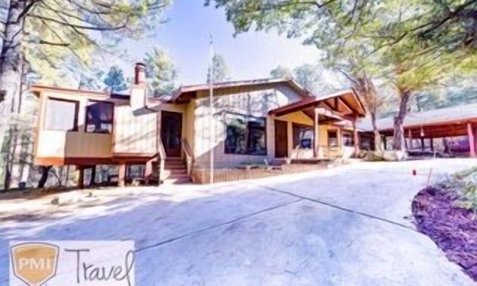 Groom Creek House | Chalet in the Pines *Hot Tub *Fireplace