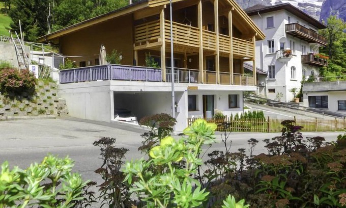 Grindelwald Apartment | Chalet La Muntaniala by Interhome