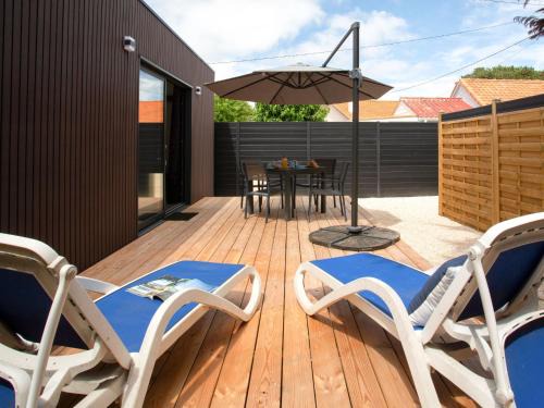 Tharon-Plage Ski Chalet | Chalet La Naty by Interhome