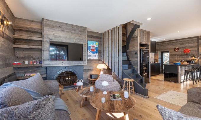 Egat Ski Chalet | Chalet la Tierruca - Station à pied, 5*