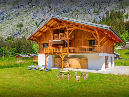 La Chapelle-d'Abondance Ski Chalet | Chalet Les Vardafes - OVO Network