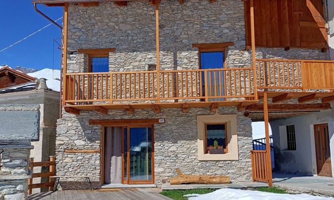 Prazzo House | Chalet Lou refuge dal cervou