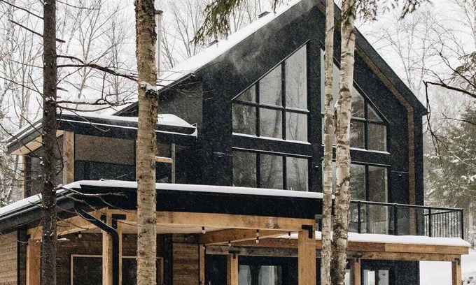 Lac-Superieur Ski Chalet | Chalet Metsa Tremblant