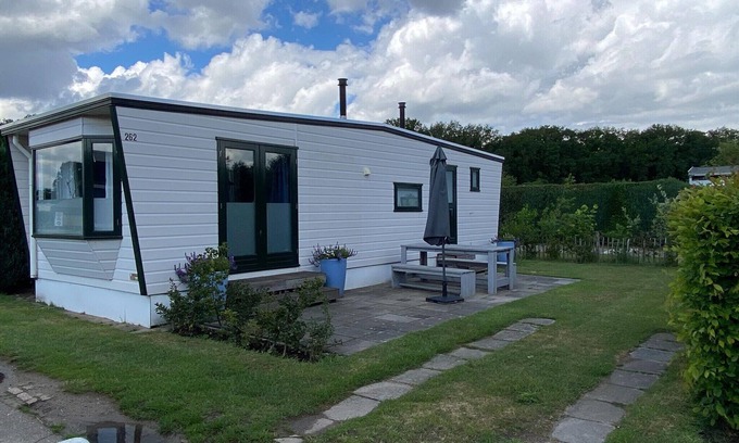 Udenhout Ski Chalet | Chalet near Drunense Dunes in Van Gogh Style