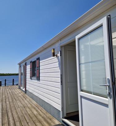Lauwersoog Apartment | Chalet