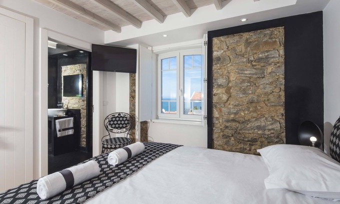 Azenhas do Mar Bed & Breakfast | Chalet O Amorzinho