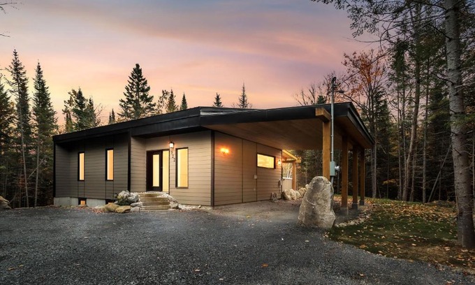 Notre-Dame-de-la-Merci Ski Chalet | Chalet Oasis du Bois